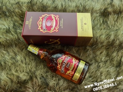 Các chuyên gia rượu Review về CHIVAS REGAL EXTRA