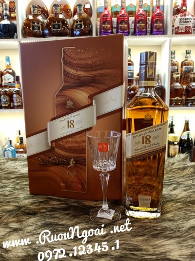 Rượu Johnnie Walker 18 Năm - Hộp Quà Tết 2021